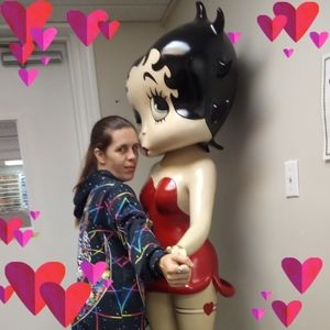 Meet your Posher, Cat